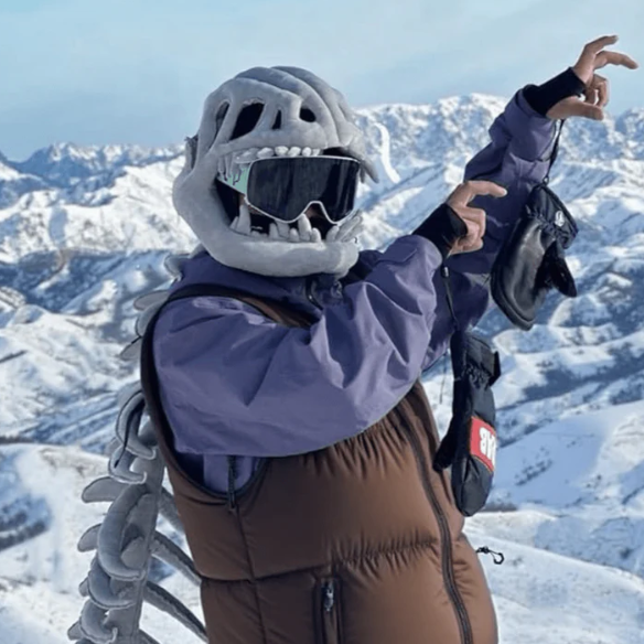 Λούτρινη Στολή Δεινόσαυρου